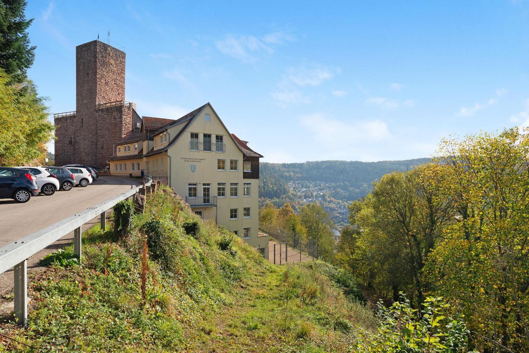 Fe-wo In Ruhiger Aussichtslage *